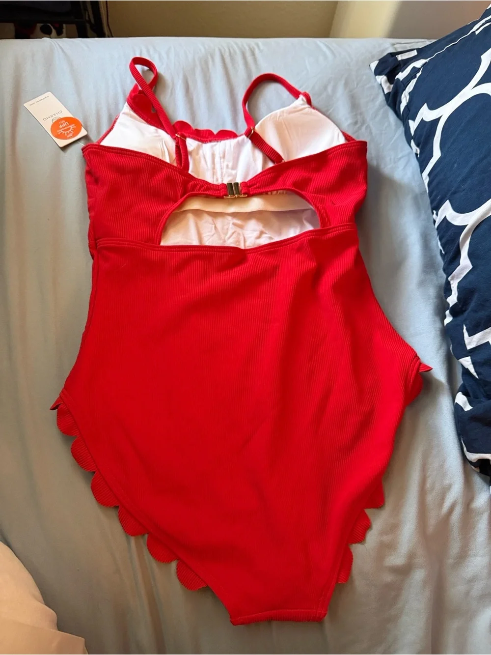 Charmo Women's Ribbed One Piece Swimsuit Red Scalloped Button Front Size L NWT